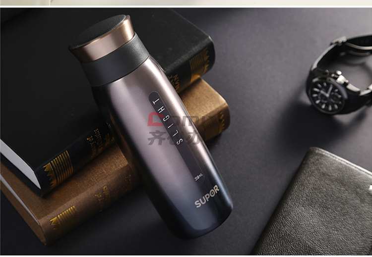 商品名称:苏泊尔 kc35bf1 350ml 304不锈钢随行杯 晨曦白 品牌:苏泊尔