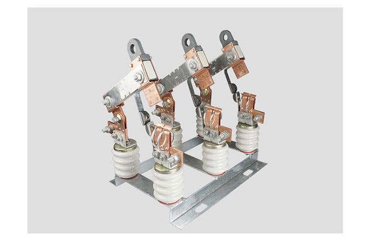 浙合630a 镀锌隔离刀闸 灰白色 (单位:个)